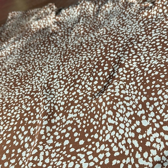 VICI Tyche Flutter Sleeve Satin Brown/Light Blue‎ Print Top, Women’s Small - Picture 11 of 11